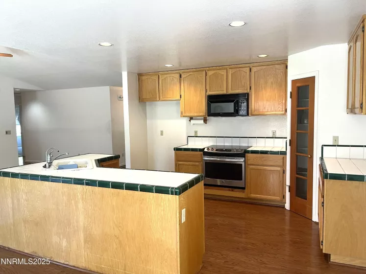 2721 Wildhorse, Minden, Nevada 89423, 3 Bedrooms Bedrooms, ,2 BathroomsBathrooms,Residential,Residential,Wildhorse,250053896