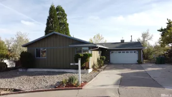 740 Milton, Reno, Nevada 89506, 4 Bedrooms Bedrooms, ,2 BathroomsBathrooms,Residential,Residential,Milton,240013831
