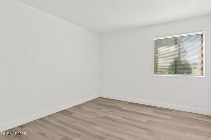 2700 Plumas, Reno, Nevada 89509, 1 Bedroom Bedrooms, ,1 BathroomBathrooms,Residential,Residential,Plumas,250053907