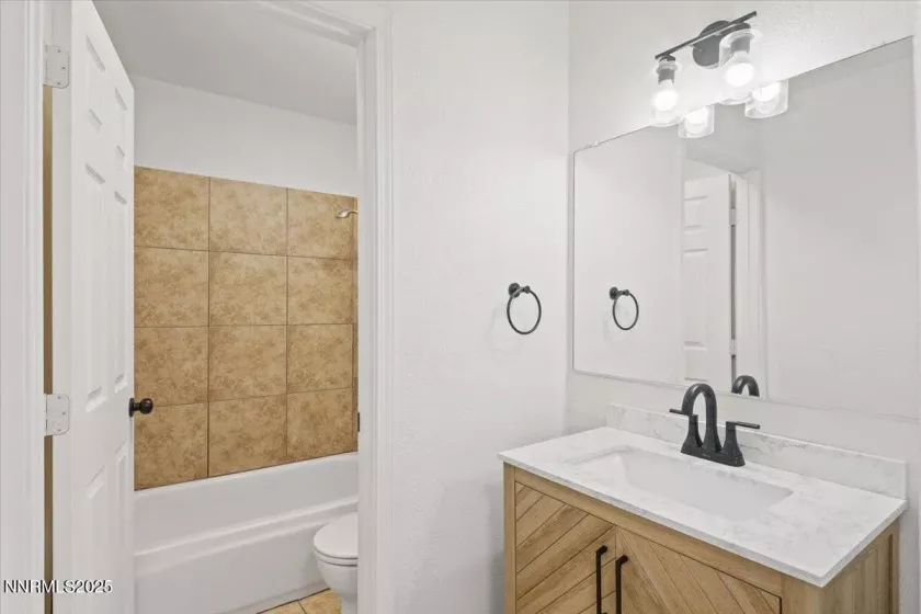 2700 Plumas, Reno, Nevada 89509, 1 Bedroom Bedrooms, ,1 BathroomBathrooms,Residential,Residential,Plumas,250053907