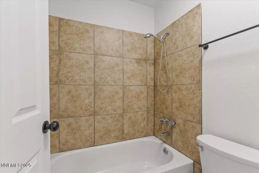 2700 Plumas, Reno, Nevada 89509, 1 Bedroom Bedrooms, ,1 BathroomBathrooms,Residential,Residential,Plumas,250053907