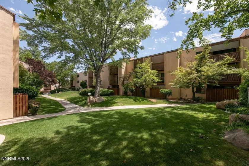 2700 Plumas, Reno, Nevada 89509, 1 Bedroom Bedrooms, ,1 BathroomBathrooms,Residential,Residential,Plumas,250053907