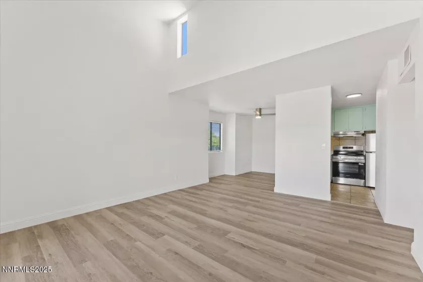 2700 Plumas, Reno, Nevada 89509, 1 Bedroom Bedrooms, ,1 BathroomBathrooms,Residential,Residential,Plumas,250053907