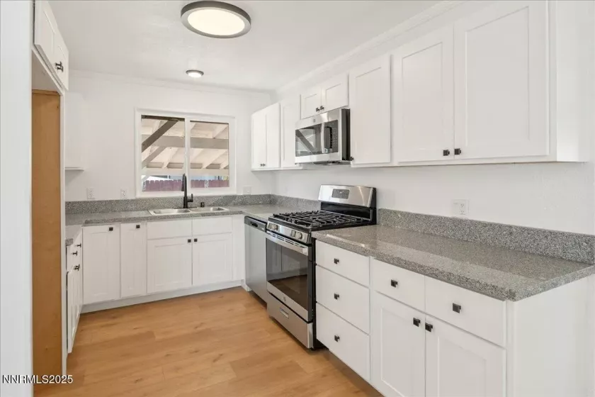 210 Magnolia, Reno, Nevada 89506, 4 Bedrooms Bedrooms, ,2 BathroomsBathrooms,Residential,Residential,Magnolia,250053911