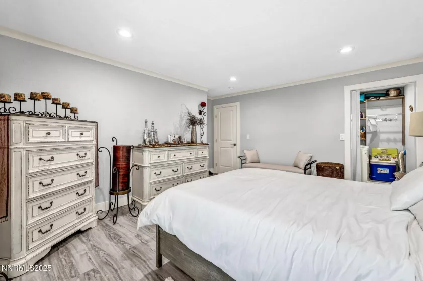 3865 Leonesio, Reno, Nevada 89512, 2 Bedrooms Bedrooms, ,1 BathroomBathrooms,Residential,Residential,Leonesio,250053915