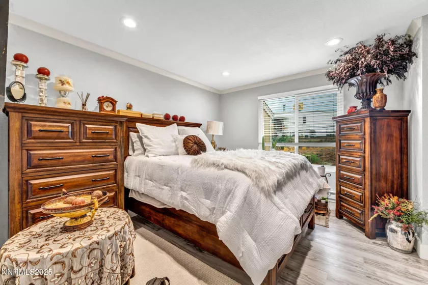 3865 Leonesio, Reno, Nevada 89512, 2 Bedrooms Bedrooms, ,1 BathroomBathrooms,Residential,Residential,Leonesio,250053915