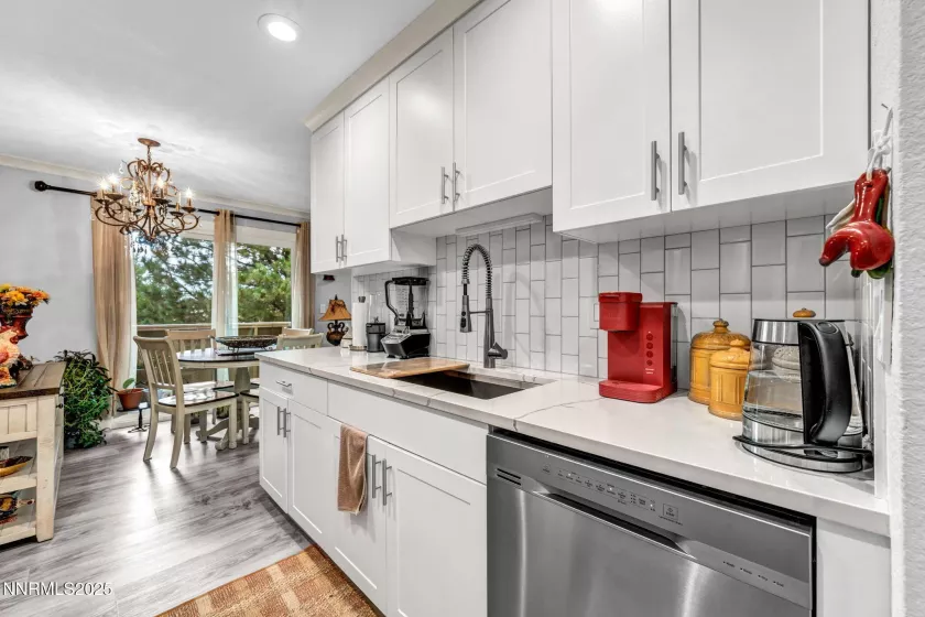 3865 Leonesio, Reno, Nevada 89512, 2 Bedrooms Bedrooms, ,1 BathroomBathrooms,Residential,Residential,Leonesio,250053915