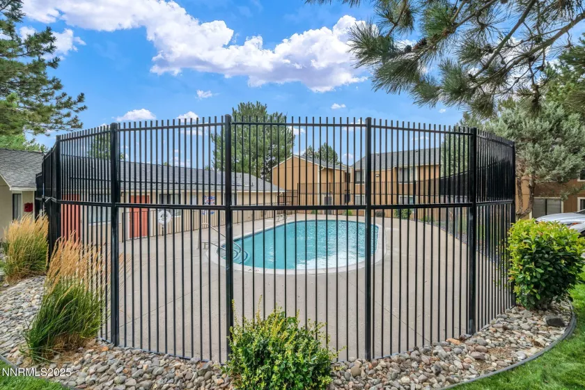 3865 Leonesio, Reno, Nevada 89512, 2 Bedrooms Bedrooms, ,1 BathroomBathrooms,Residential,Residential,Leonesio,250053915