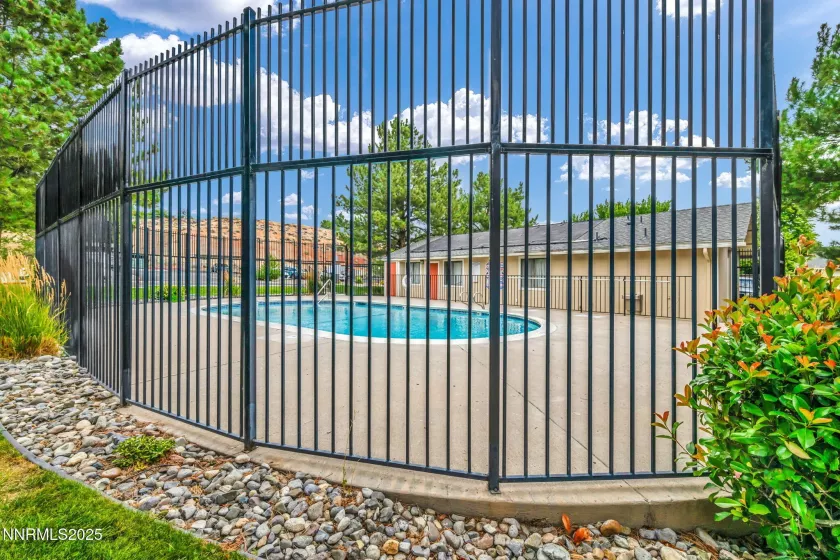 3865 Leonesio, Reno, Nevada 89512, 2 Bedrooms Bedrooms, ,1 BathroomBathrooms,Residential,Residential,Leonesio,250053915