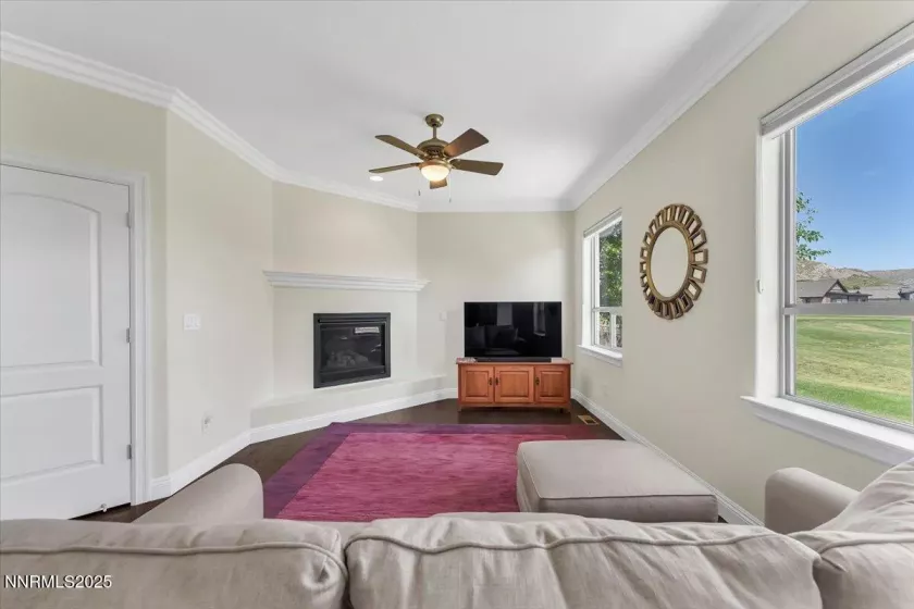 1636 Robb, Carson City, Nevada 89703, 3 Bedrooms Bedrooms, ,3 BathroomsBathrooms,Residential,Residential,Robb,250051426