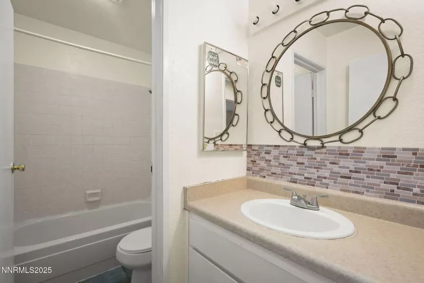 2450 Lymbery, Reno, Nevada 89509, 2 Bedrooms Bedrooms, ,1 BathroomBathrooms,Residential,Residential,Lymbery,250053929