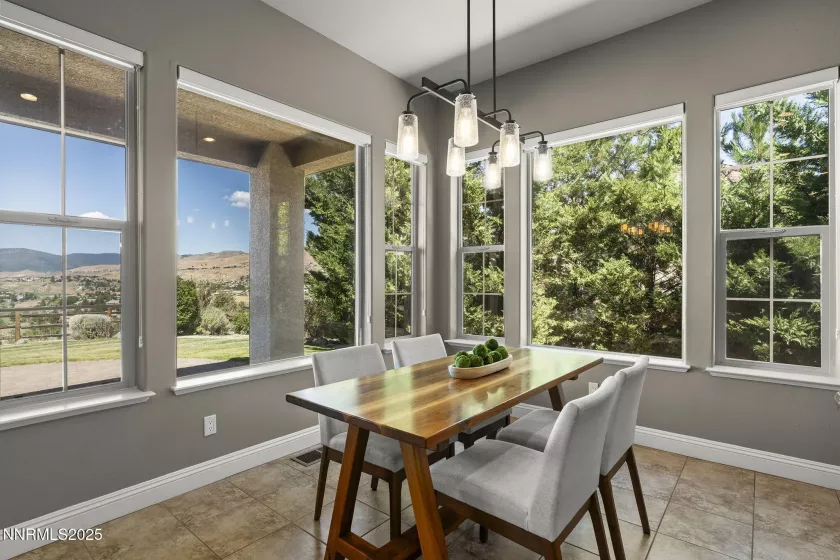 1905 Dakota Ridge, Reno, Nevada 89523, 4 Bedrooms Bedrooms, ,5 BathroomsBathrooms,Residential,Residential,Dakota Ridge,250053936