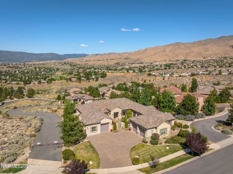 1905 Dakota Ridge, Reno, Nevada 89523, 4 Bedrooms Bedrooms, ,5 BathroomsBathrooms,Residential,Residential,Dakota Ridge,250053936