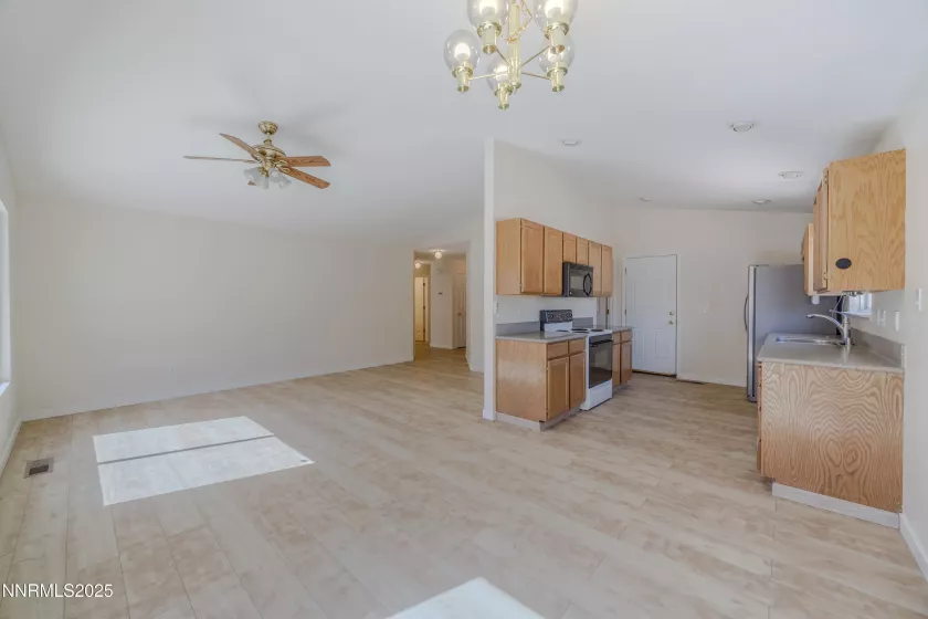 2249 Desert Village, Sparks, Nevada 89436, 2 Bedrooms Bedrooms, ,2 BathroomsBathrooms,Residential,Residential,Desert Village,250053939
