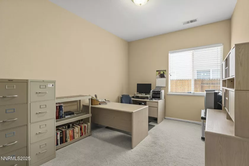 1697 Hearthstone, Reno, Nevada 89521, 4 Bedrooms Bedrooms, ,3 BathroomsBathrooms,Residential,Residential,Hearthstone,250053938