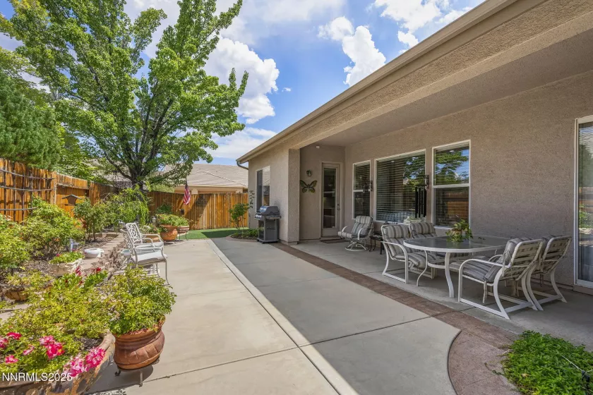 1697 Hearthstone, Reno, Nevada 89521, 4 Bedrooms Bedrooms, ,3 BathroomsBathrooms,Residential,Residential,Hearthstone,250053938