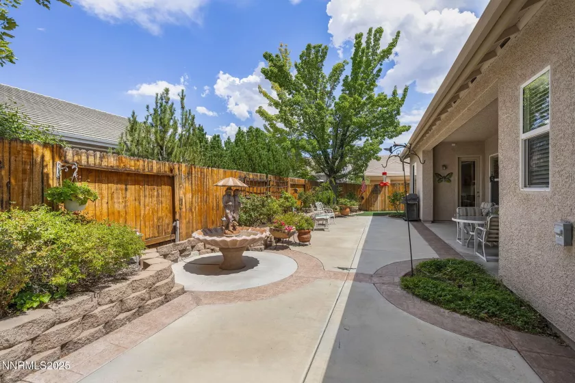 1697 Hearthstone, Reno, Nevada 89521, 4 Bedrooms Bedrooms, ,3 BathroomsBathrooms,Residential,Residential,Hearthstone,250053938