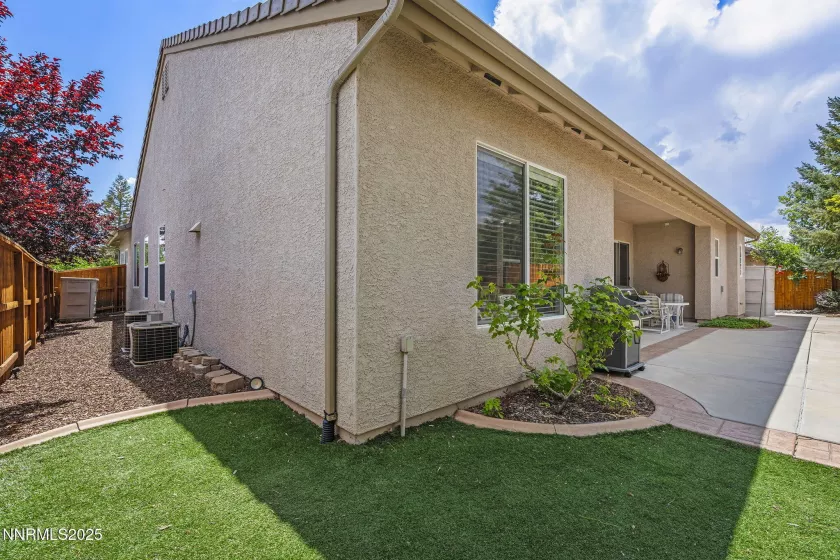1697 Hearthstone, Reno, Nevada 89521, 4 Bedrooms Bedrooms, ,3 BathroomsBathrooms,Residential,Residential,Hearthstone,250053938