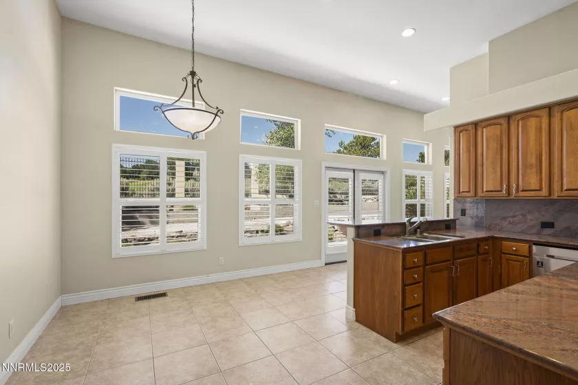 362 Wolf Run Ct., Reno, Nevada 89511, 4 Bedrooms Bedrooms, ,4 BathroomsBathrooms,Residential,Residential,Wolf Run Ct.,250053941