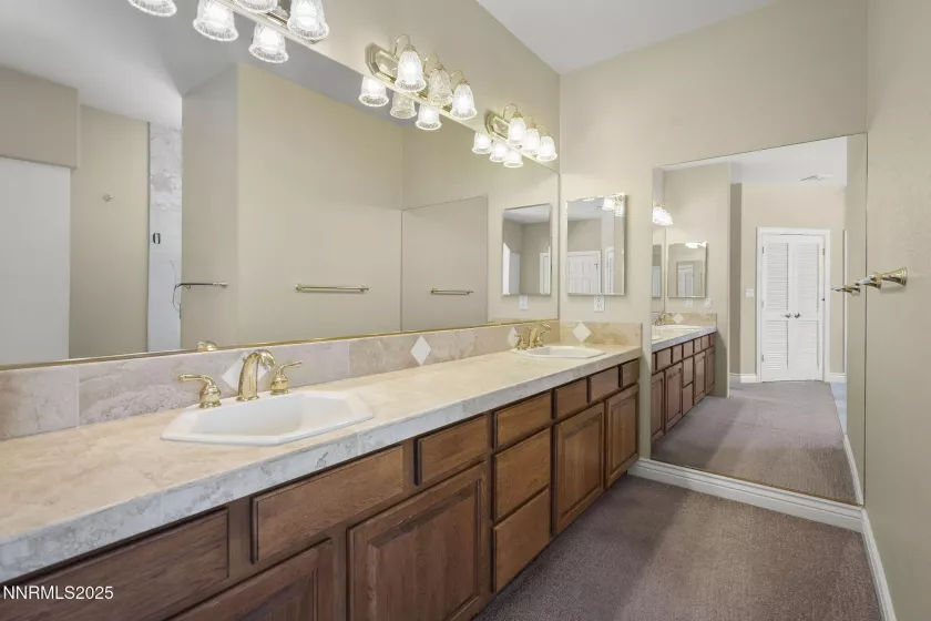 362 Wolf Run Ct., Reno, Nevada 89511, 4 Bedrooms Bedrooms, ,4 BathroomsBathrooms,Residential,Residential,Wolf Run Ct.,250053941