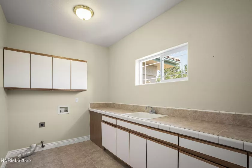 362 Wolf Run Ct., Reno, Nevada 89511, 4 Bedrooms Bedrooms, ,4 BathroomsBathrooms,Residential,Residential,Wolf Run Ct.,250053941