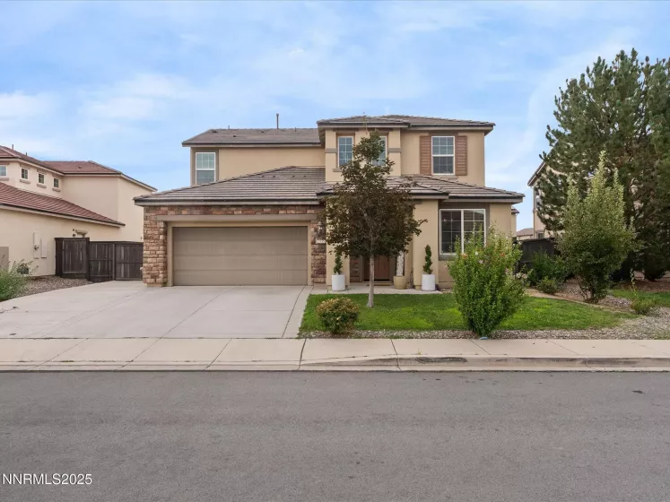 2535 Demaris, Sparks, Nevada 89436, 4 Bedrooms Bedrooms, ,3 BathroomsBathrooms,Residential,Residential,Demaris,250053958