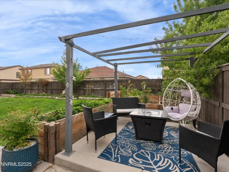 2535 Demaris, Sparks, Nevada 89436, 4 Bedrooms Bedrooms, ,3 BathroomsBathrooms,Residential,Residential,Demaris,250053958