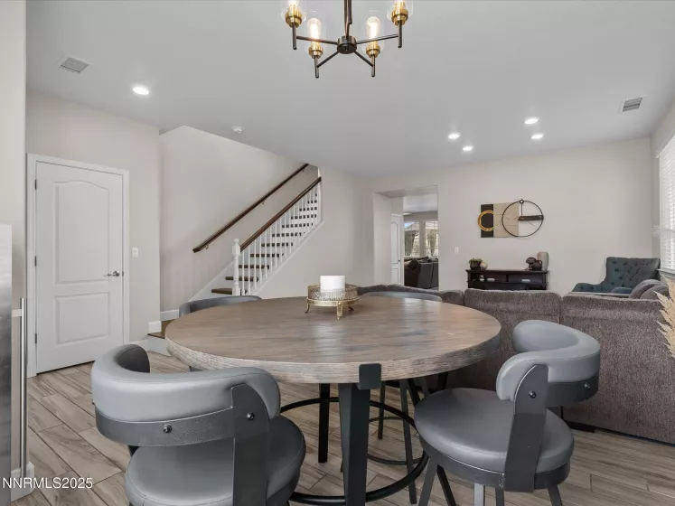 2535 Demaris, Sparks, Nevada 89436, 4 Bedrooms Bedrooms, ,3 BathroomsBathrooms,Residential,Residential,Demaris,250053958