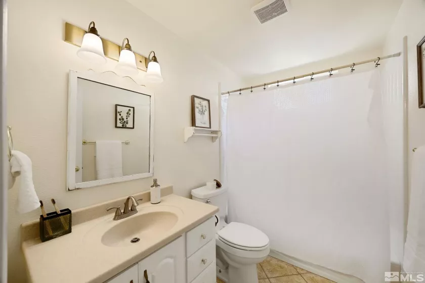 1731 Sunset, Gardnerville, Nevada 89410, 5 Bedrooms Bedrooms, ,4 BathroomsBathrooms,Residential,Residential,Sunset,250006107