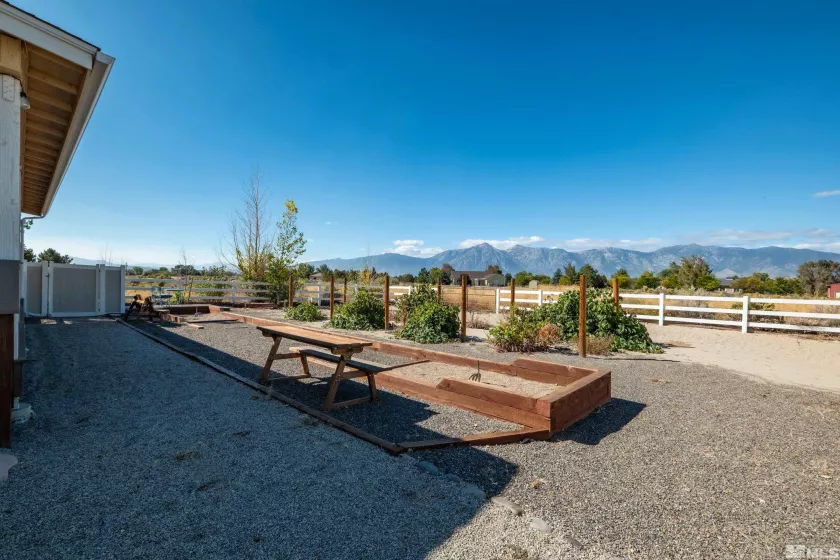 1731 Sunset, Gardnerville, Nevada 89410, 5 Bedrooms Bedrooms, ,4 BathroomsBathrooms,Residential,Residential,Sunset,250006107