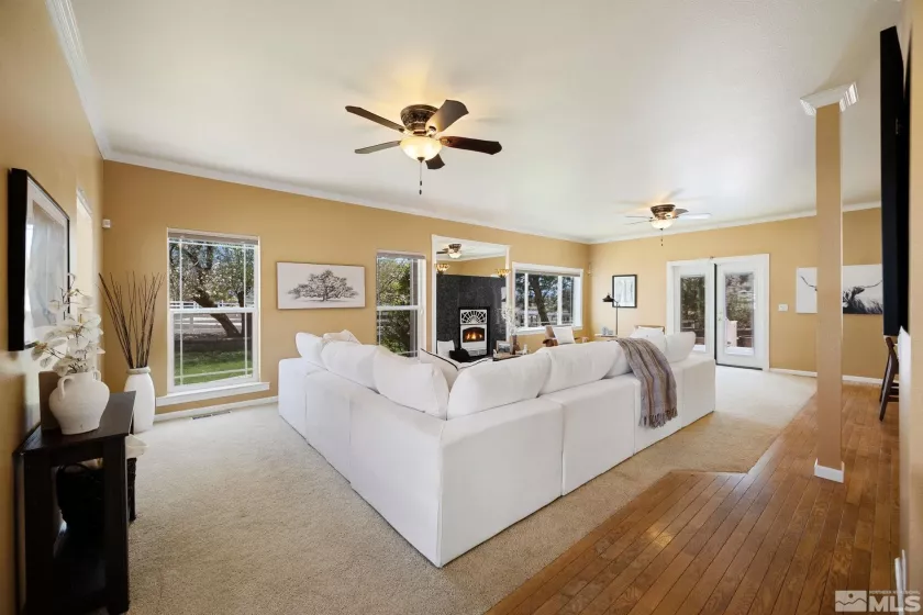 1731 Sunset, Gardnerville, Nevada 89410, 5 Bedrooms Bedrooms, ,4 BathroomsBathrooms,Residential,Residential,Sunset,250006107