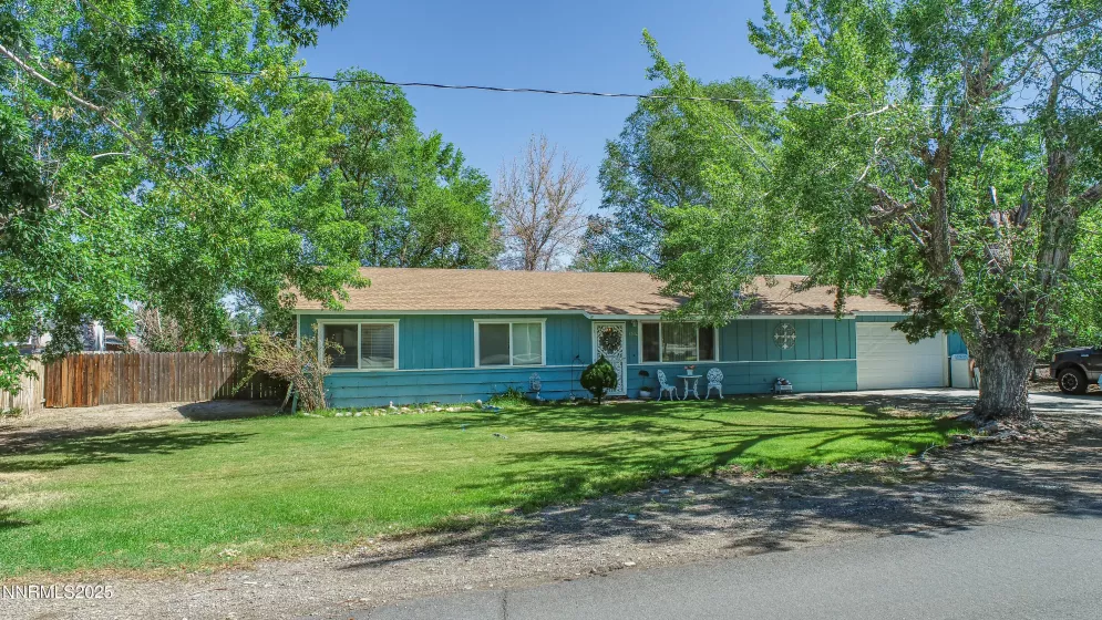 1332 Topaz, Gardnerville, Nevada 89460, 3 Bedrooms Bedrooms, ,1 BathroomBathrooms,Residential,Residential,Topaz,250052451