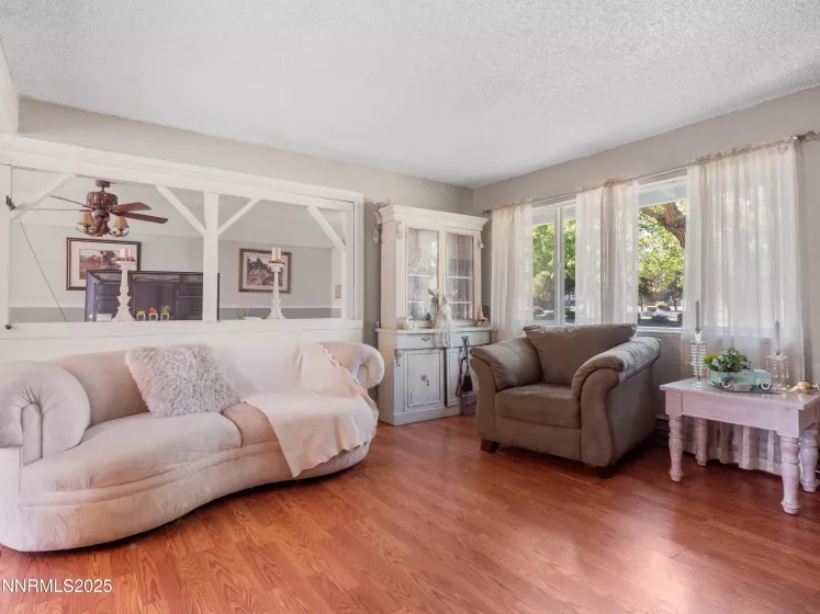 1332 Topaz, Gardnerville, Nevada 89460, 3 Bedrooms Bedrooms, ,1 BathroomBathrooms,Residential,Residential,Topaz,250052451