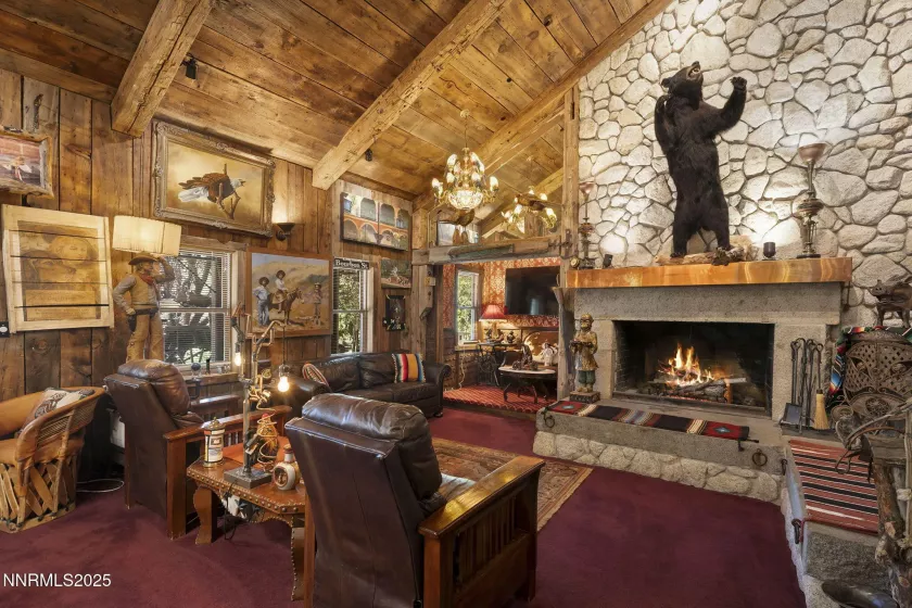 1015 US-395, Washoe Valley, Nevada 89704, 7 Bedrooms Bedrooms, ,6 BathroomsBathrooms,Residential,Residential,US-395,250053946