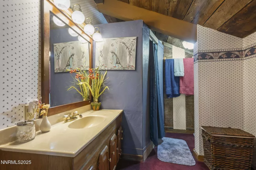 1015 US-395, Washoe Valley, Nevada 89704, 7 Bedrooms Bedrooms, ,6 BathroomsBathrooms,Residential,Residential,US-395,250053946