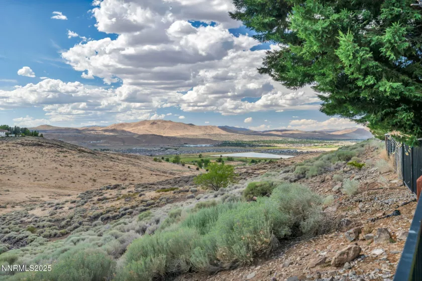 5688 Spandrell, Sparks, Nevada 89436, 4 Bedrooms Bedrooms, ,3 BathroomsBathrooms,Residential,Residential,Spandrell,250053947