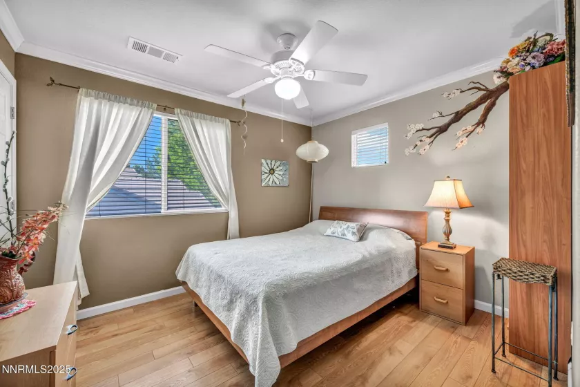 5688 Spandrell, Sparks, Nevada 89436, 4 Bedrooms Bedrooms, ,3 BathroomsBathrooms,Residential,Residential,Spandrell,250053947