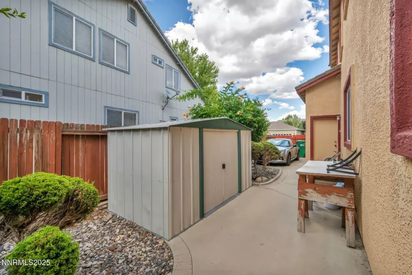 5688 Spandrell, Sparks, Nevada 89436, 4 Bedrooms Bedrooms, ,3 BathroomsBathrooms,Residential,Residential,Spandrell,250053947