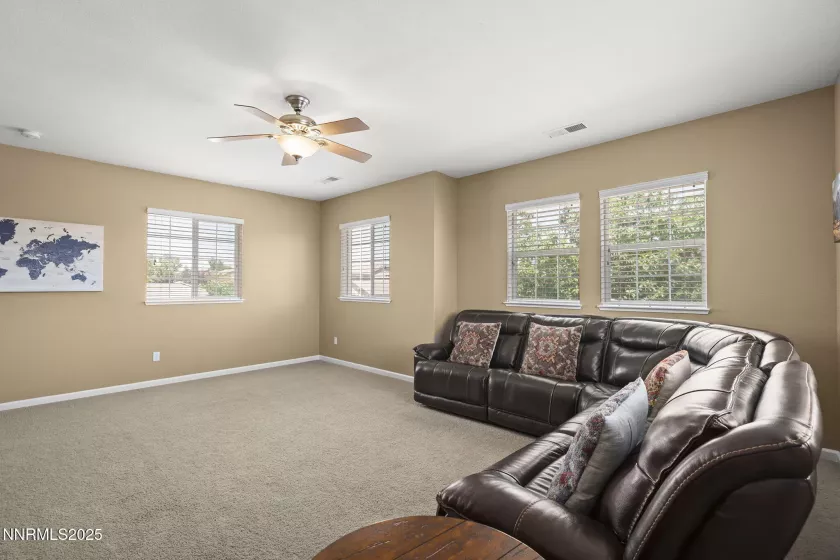 5365 Ebbetts Pass, Sparks, Nevada 89436, 4 Bedrooms Bedrooms, ,3 BathroomsBathrooms,Residential,Residential,Ebbetts Pass,250053952