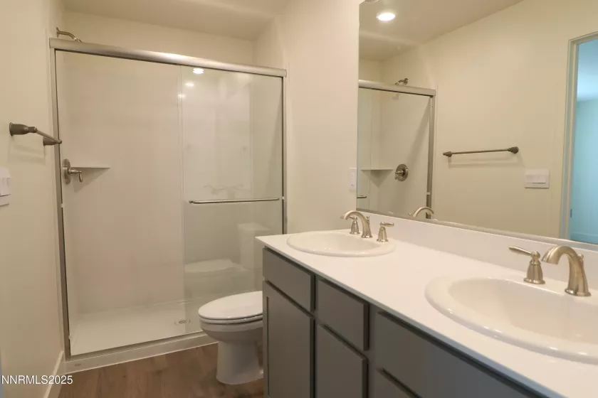 5886 Grand Row, Reno, Nevada 89523, 2 Bedrooms Bedrooms, ,3 BathroomsBathrooms,Residential Lease,Manufactured,Grand Row,250053965