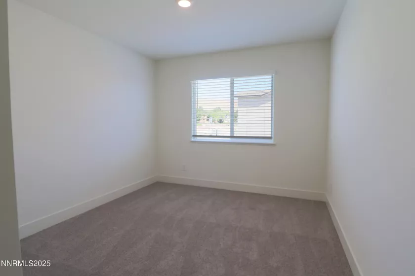 5886 Grand Row, Reno, Nevada 89523, 2 Bedrooms Bedrooms, ,3 BathroomsBathrooms,Residential Lease,Manufactured,Grand Row,250053965