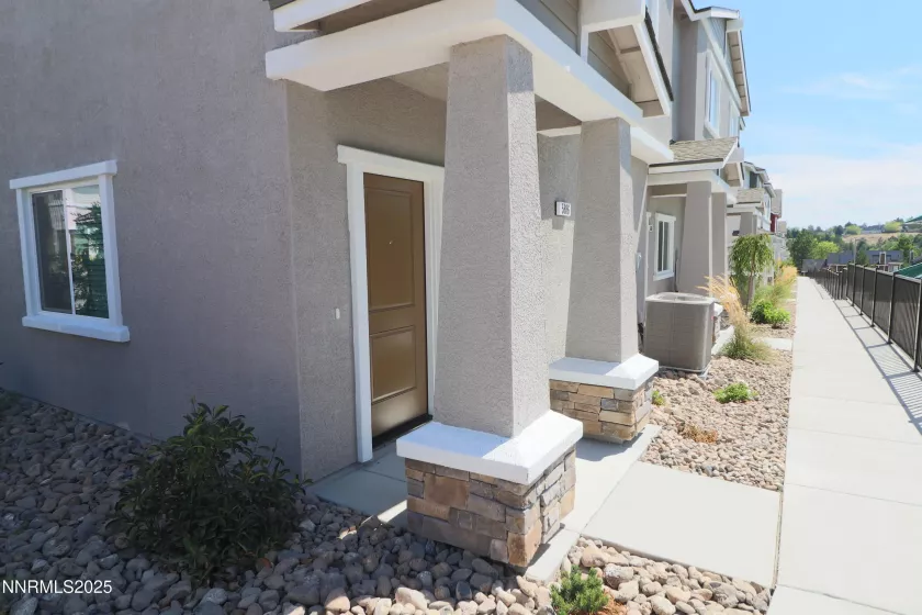 5886 Grand Row, Reno, Nevada 89523, 2 Bedrooms Bedrooms, ,3 BathroomsBathrooms,Residential Lease,Manufactured,Grand Row,250053965