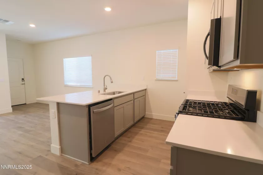 5886 Grand Row, Reno, Nevada 89523, 2 Bedrooms Bedrooms, ,3 BathroomsBathrooms,Residential Lease,Manufactured,Grand Row,250053965