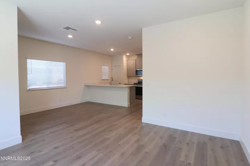 5886 Grand Row, Reno, Nevada 89523, 2 Bedrooms Bedrooms, ,3 BathroomsBathrooms,Residential Lease,Manufactured,Grand Row,250053965