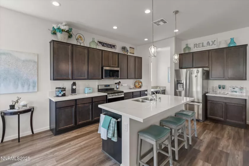 7586 Evans Bridge, Sparks, Nevada 89436, 2 Bedrooms Bedrooms, ,3 BathroomsBathrooms,Residential,Residential,Evans Bridge,250053972