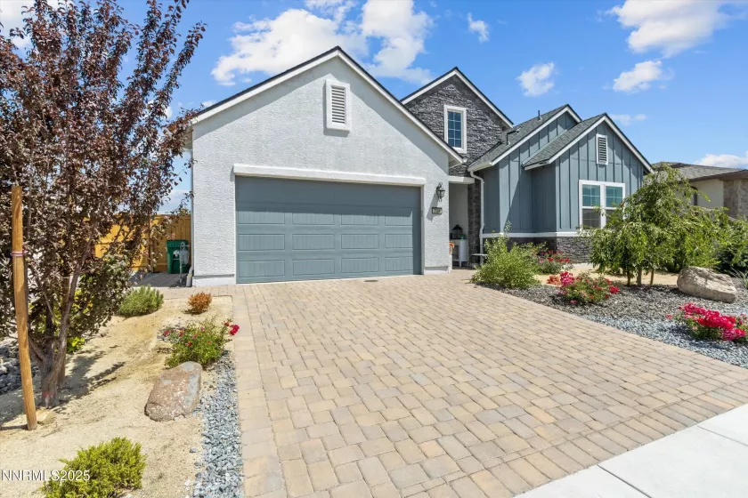 7586 Evans Bridge, Sparks, Nevada 89436, 2 Bedrooms Bedrooms, ,3 BathroomsBathrooms,Residential,Residential,Evans Bridge,250053972