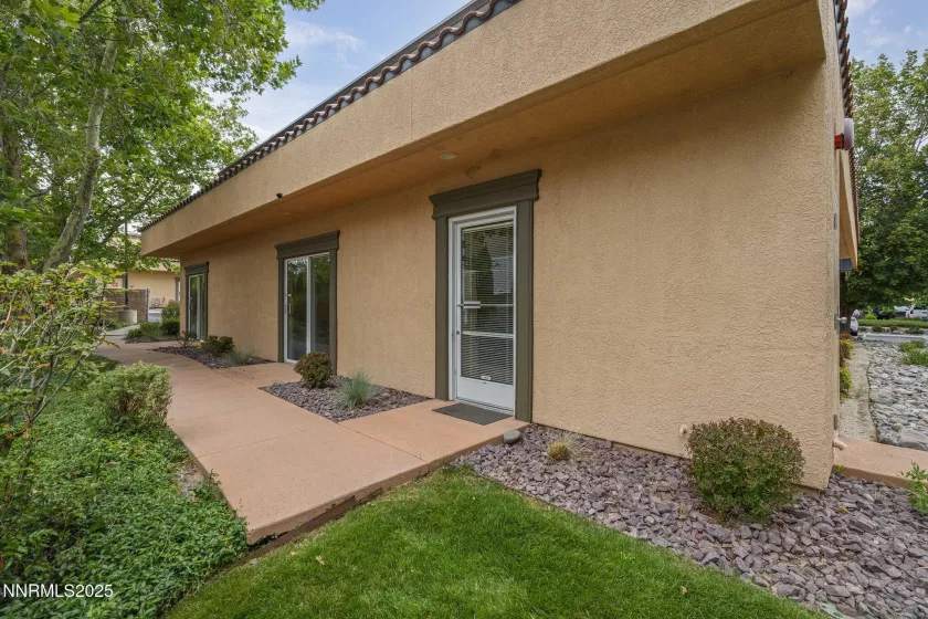 530 Hammill, Reno, Nevada 89509, ,Commercial Sale,Residential,Hammill,250053973