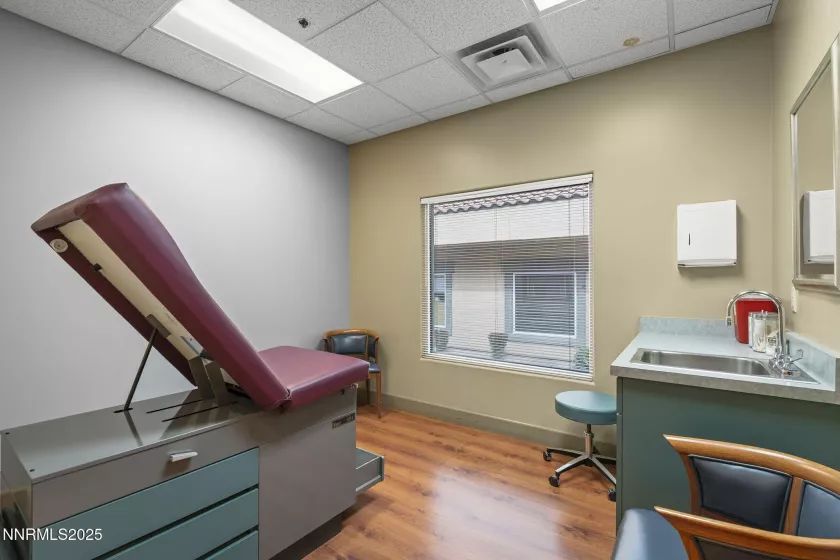 530 Hammill, Reno, Nevada 89509, ,Commercial Sale,Residential,Hammill,250053973