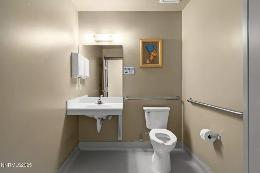 530 Hammill, Reno, Nevada 89509, ,Commercial Sale,Residential,Hammill,250053973