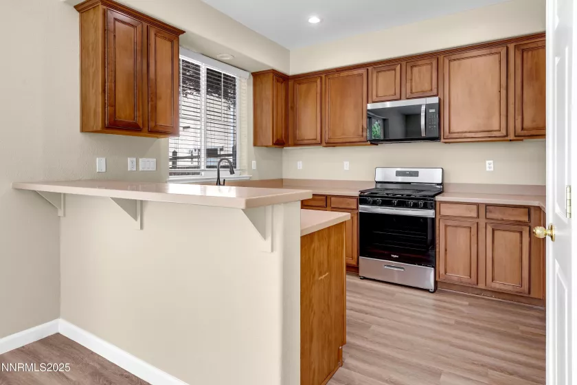 6635 Latour, Sparks, Nevada 89436, 4 Bedrooms Bedrooms, ,4 BathroomsBathrooms,Residential,Residential,Latour,250053975